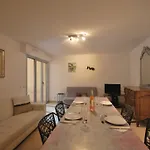 Le Vieux Port شقة