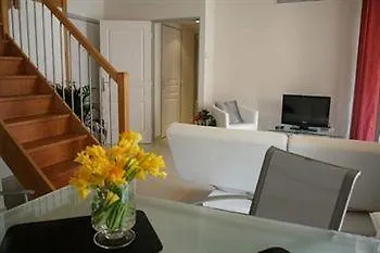 Апартаменты Le Vieux Port Канны