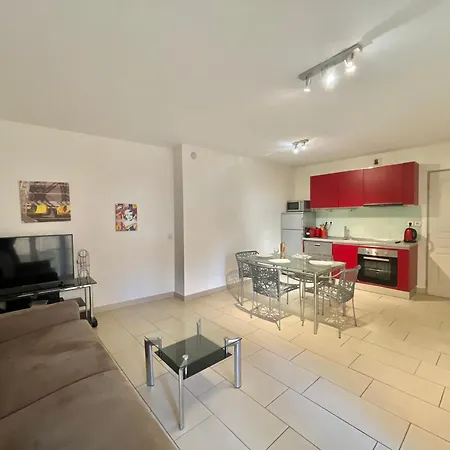 Апартаменты Le Vieux Port