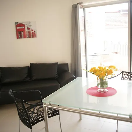 Le Vieux Port Канны