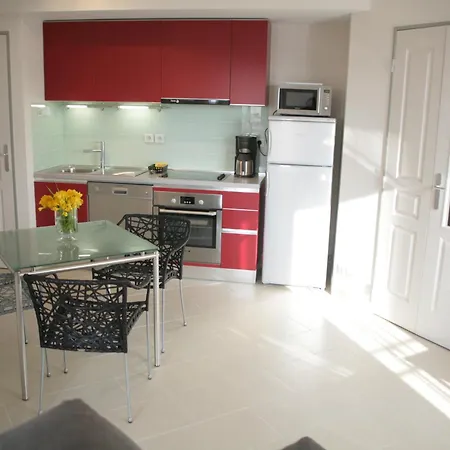 Le Vieux Port Канны