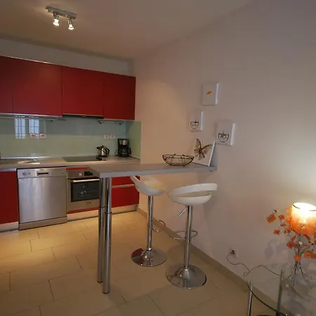 Апартаменты Le Vieux Port Канны