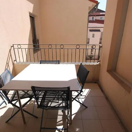 Le Vieux Port Апартаменты Канны