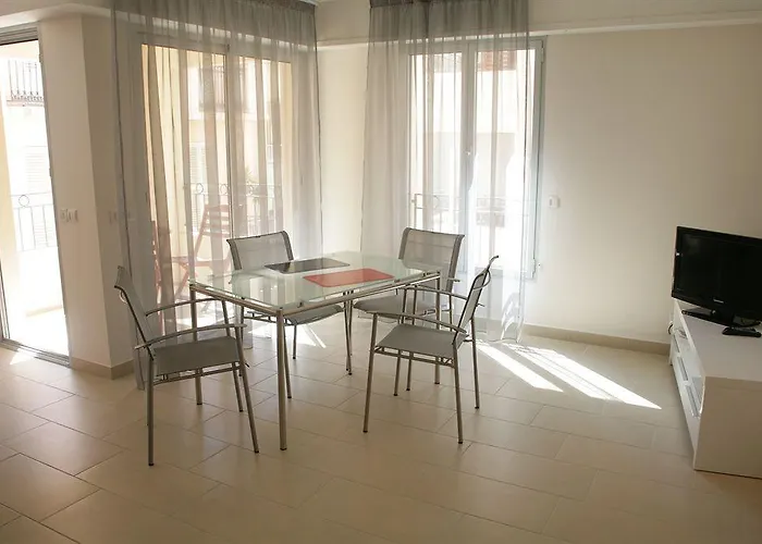 Le Vieux Port Apartment